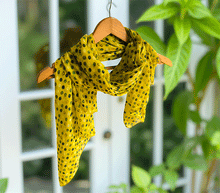 Naložite sliko v pregledovalnik galerije, ženski šal poletni šali pike modni sal rože sali prehodni sal pikice bombaž bombaz svila ženski šali moda udoben šal mehek sal jesenski šal ženski šal