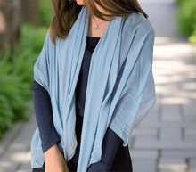 Naložite sliko v pregledovalnik galerije, ženski šal poletni šali pike modni sal rože sali prehodni sal pikice bombaž bombaz svila ženski šali moda udoben šal mehek sal jesenski šal ženski šal ugodni šali ugodni ženski šali