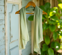 Naložite sliko v pregledovalnik galerije, ženski šal poletni šali pike modni sal rože sali prehodni sal pikice bombaž bombaz svila ženski šali moda udoben šal mehek sal jesenski šal ženski šal ugodni šali ugodni ženski šali