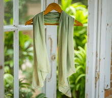 Naložite sliko v pregledovalnik galerije, ženski šal poletni šali pike modni sal rože sali prehodni sal pikice bombaž bombaz svila ženski šali moda udoben šal mehek sal jesenski šal ženski šal ugodni šali ugodni ženski šali