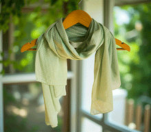 Naložite sliko v pregledovalnik galerije, ženski šal poletni šali pike modni sal rože sali prehodni sal pikice bombaž bombaz svila ženski šali moda udoben šal mehek sal jesenski šal ženski šal ugodni šali ugodni ženski šali