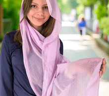 Naložite sliko v pregledovalnik galerije, ženski šal poletni šali pike modni sal rože sali prehodni sal pikice bombaž bombaz svila ženski šali moda udoben šal mehek sal jesenski šal ženski šal ugodni šali