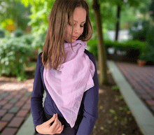 Naložite sliko v pregledovalnik galerije, ženski šal poletni šali pike modni sal rože sali prehodni sal pikice bombaž bombaz svila ženski šali moda udoben šal mehek sal jesenski šal ženski šal ugodni šali