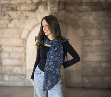 Naložite sliko v pregledovalnik galerije, ženski šal poletni šali rožice modni sal rože sali prehodni sal cvetlice bombaž bombaz svila ženski šali moda udoben šal mehek sal
metulji jesenski šal cvetlični ženski šal