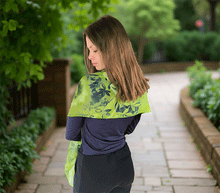 Naložite sliko v pregledovalnik galerije, ženski šal poletni šali rožice modni sal rože sali prehodni sal cvetlice bombaž bombaz svila ženski šali moda udoben šal mehek sal jesenski šal ženski šal rožice modni šal cvetlicni sal