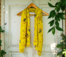 Naložite sliko v pregledovalnik galerije, ženski šal poletni šali rožice modni sal rože sali prehodni sal cvetlice bombaž bombaz svila ženski šali moda udoben šal mehek sal jesenski zenski sal zenski sali metulji jesenski šal cvetlični ženski šal