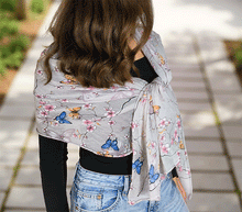 Naložite sliko v pregledovalnik galerije, ženski šal poletni šali rožice modni sal rože sali prehodni sal cvetlice bombaž bombaz svila ženski šali moda udoben šal mehek sal jesenski zenski sal zenski sali metulji jesenski šal cvetlični ženski šal