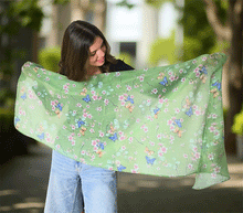 Naložite sliko v pregledovalnik galerije, ženski šal poletni šali rožice modni sal rože sali prehodni sal cvetlice bombaž bombaz svila ženski šali moda udoben šal mehek sal jesenski zenski sal zenski sali metulji jesenski šal cvetlični ženski šal