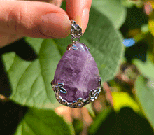 Naložite sliko v pregledovalnik galerije, ametist obesek nakit kristali poldragi kamni kristal ametist talisman za zascito kristaloterapija modni nakit damski nakit iz ametista 
