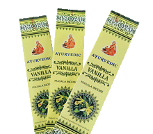 Naložite sliko v pregledovalnik galerije, dišeče palčke disece palcke ajurveda kadilo  dišava za dom kadilo za dom dišeče palčke za meditacijo naravne dišeče palčke vanilija ayurvedic vanilla
