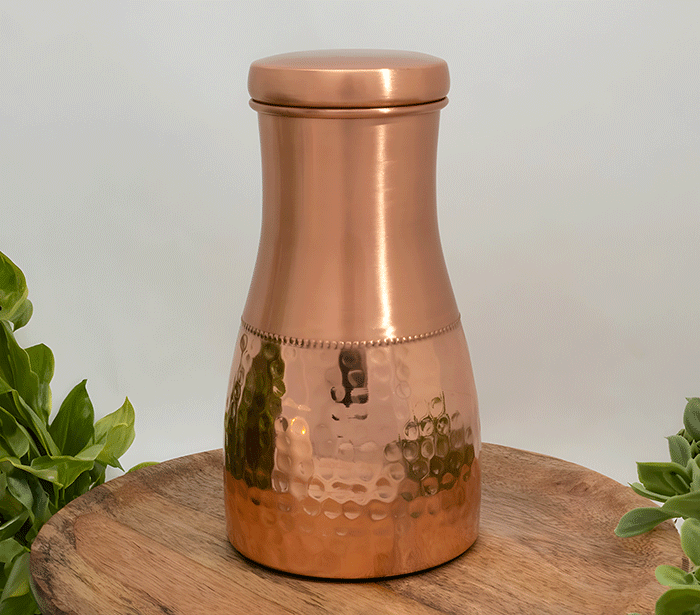 bakrena karafa steklenica za vodo bakreni vrc bakrena flaška steklenica iz bakra flaška iz bakra  baker flaska baker vrc kovana za vodo iz bakra 950 ml