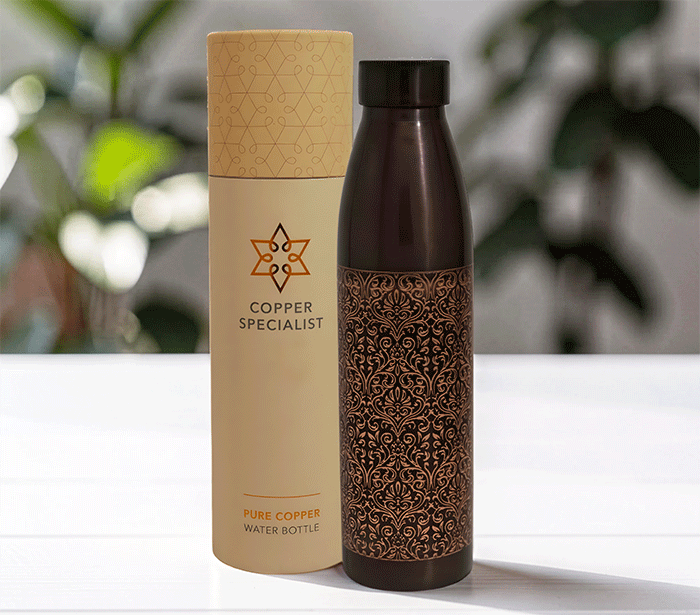 Bakrena steklenica Antik z graviranim vzorcem – 950 ml