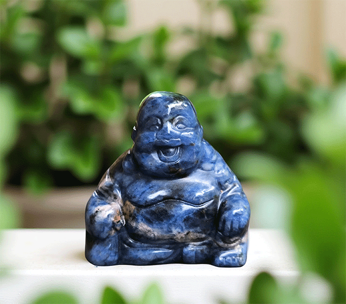 kipec buda iz sodalita kip buda iz kristalov figura bude sodalit buddha meditacija figura buda dobro počutje dekoracija za dom joga buddha