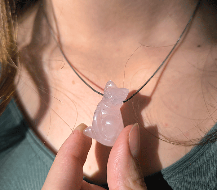 obesek roževec mačka obesek muca roževec kristal talisman roževec mačke kristali poldragi kamni mačka nakit kristali mačka