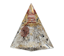 Naložite sliko v pregledovalnik galerije, orgonit piramida mesecev kamen kristali zaščita zascita elektromagnetno sevanje orgonit piramida kristali lunin kamen spirala kristali  poldragi kamni piramide piramida moč moc  orgonit  piramida orgonit elektrosmog 
