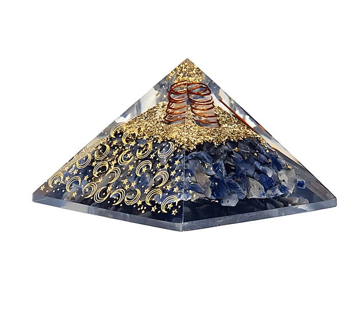orgonit piramida sodalit kristali zaščita zascita elektromagnetno sevanje orgonit piramida kristali sodalit spirala kristali  poldragi kamni piramide piramida moč moc  orgonit  piramida orgonit elektrosmog 