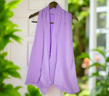 Naložite sliko v pregledovalnik galerije, šal šali ženski šali poletni šali prehodni šali modni dodatki svila viskoza enobarvni šali enobarven šal sal enobarven lahek sal viskoza svila sal naravni material
