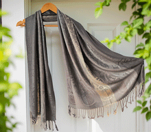 Naložite sliko v pregledovalnik galerije, sal sali šal šali pasmina pašmina ženski šali modni šali zenski sal bombaž viskoza šali lepota mehko jesenski šal zimski šal prehodni šal poletni šali  topel sal naravni materiali 
