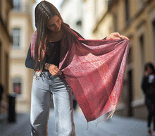 Naložite sliko v pregledovalnik galerije, sal sali šal šali pasmina pašmina ženski šali modni šali zenski sal bombaž viskoza šali lepota mehko jesenski šal zimski šal prehodni šal poletni šali  topel sal naravni materiali 
