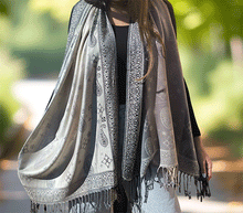 Naložite sliko v pregledovalnik galerije, sal sali šal šali pasmina pašmina ženski šali modni šali zenski sal bombaž viskoza šali lepota mehko jesenski šal zimski šal prehodni šal poletni šali  topel sal naravni materiali 
