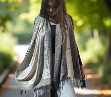 Naložite sliko v pregledovalnik galerije, sal sali šal šali pasmina pašmina ženski šali modni šali zenski sal bombaž viskoza šali lepota mehko jesenski šal zimski šal prehodni šal poletni šali  topel sal naravni materiali 
