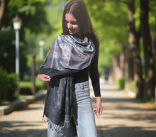 Naložite sliko v pregledovalnik galerije, sal sali šal šali pasmina pašmina ženski šali modni šali zenski sal bombaž viskoza šali lepota mehko jesenski šal zimski šal prehodni šal poletni šali  topel sal naravni materiali 
