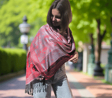 Naložite sliko v pregledovalnik galerije, sal sali šal šali pasmina pašmina ženski šali modni šali zenski sal bombaž viskoza šali lepota mehko jesenski šal zimski šal prehodni šal poletni šali  topel sal naravni materiali  rdeča
