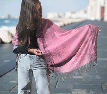 Naložite sliko v pregledovalnik galerije, sal sali šal šali pasmina pašmina ženski šali modni šali zenski sal bombaž viskoza šali lepota mehko jesenski šal zimski šal prehodni šal poletni šali  topel sal naravni materiali 
