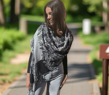 Naložite sliko v pregledovalnik galerije, sal sali šal šali pasmina pašmina ženski šali modni šali zenski sal bombaž viskoza šali lepota mehko jesenski šal zimski šal prehodni šal poletni šali  naravni materiali blescice bleščice svetlikajoč
