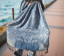 Naložite sliko v pregledovalnik galerije, sal sali šal šali pasmina pašmina ženski šali modni šali zenski sal bombaž viskoza šali lepota mehko jesenski šal zimski šal prehodni šal poletni šali  naravni materiali blescice bleščice svetlikajoč
