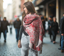 Naložite sliko v pregledovalnik galerije, sal sali šal šali pasmina pašmina ženski šali modni šali zenski sal bombaž viskoza šali lepota mehko jesenski šal zimski šal prehodni šal poletni šali  naravni materiali blescice bleščice svetlikajoč svetlec
