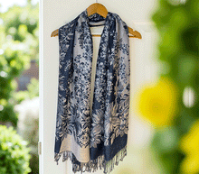 Naložite sliko v pregledovalnik galerije, sal sali šal šali pasmina pašmina ženski šali modni šali zenski sal bombaž viskoza šali lepota mehko jesenski šal zimski šal prehodni šal poletni šali  naravni materiali blescice bleščice svetlikajoč
