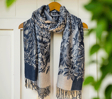 Naložite sliko v pregledovalnik galerije, sal sali šal šali pasmina pašmina ženski šali modni šali zenski sal bombaž viskoza šali lepota mehko jesenski šal zimski šal prehodni šal poletni šali  naravni materiali blescice bleščice svetlikajoč
