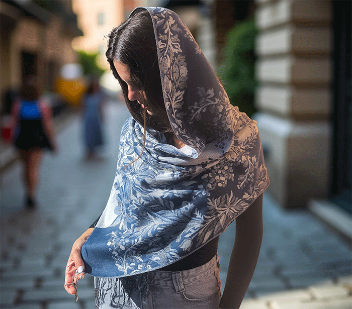 sal sali šal šali pasmina pašmina ženski šali modni šali zenski sal bombaž viskoza šali lepota mehko jesenski šal zimski šal prehodni šal poletni šali  naravni materiali blescice bleščice svetlikajoč