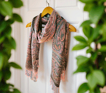 Naložite sliko v pregledovalnik galerije, sal sali šal šali pasmina pašmina ženski šali modni šali zenski sal bombaž viskoza šali lepota mehko jesenski šal zimski šal prehodni šal poletni šali roza naravni materiali good vibes
