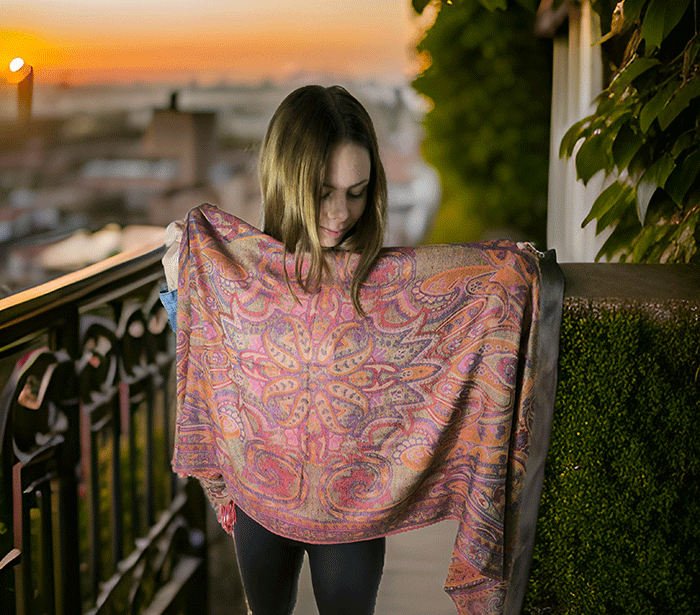 sal sali šal crazy šali pasmina pašmina ženski šali modni šali zenski sal bombaž viskoza šali lepota mehko jesenski šal zimski šal prehodni šal poletni šali  rdeča oranžna naravni materiali good vibes