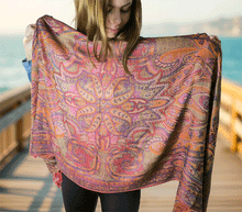 Naložite sliko v pregledovalnik galerije, sal sali šal crazy šali pasmina pašmina ženski šali modni šali zenski sal bombaž viskoza šali lepota mehko jesenski šal zimski šal prehodni šal poletni šali  rdeča oranžna naravni materiali good vibes
