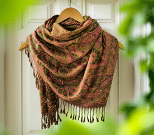 Naložite sliko v pregledovalnik galerije, sal sali šal crazy šali pasmina pašmina ženski šali modni šali zenski sal bombaž viskoza šali lepota mehko jesenski šal zimski šal prehodni šal poletni šali  rjava zelena 
 vzorci naravni materiali good vibes
