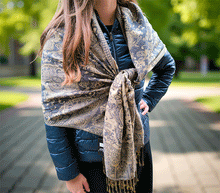 Naložite sliko v pregledovalnik galerije, sal sali šal šali pasmina pašmina ženski šali modni šali zenski sal bombaž viskoza šali lepota mehko jesenski šal zimski šal prehodni šal poletni šali siva bež  naravni materiali 
