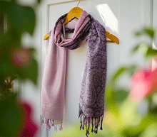 Naložite sliko v pregledovalnik galerije, sal sali šal šali pasmina pašmina ženski šali modni šali zenski sal bombaž viskoza šali lepota mehko jesenski šal zimski šal prehodni šal poletni šali vijola roza
