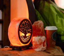 Naložite sliko v pregledovalnik galerije, himalajska solna lučka solna svetilka himalajske solne lucke luč sobna svetilka iz soli negativni ioni zdravje drevo življenja tree of life svetila pakistan
