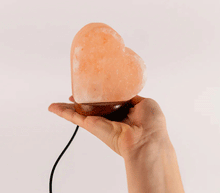 Naložite sliko v pregledovalnik galerije, Himalajska solna lucka srce usb naravna oblika astma svetilka elektrosmog solna luc madalbal solna svetilka himalajska solna lučka srce solna luč  solna svetilka usb
