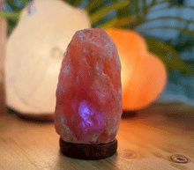 Naložite sliko v pregledovalnik galerije, Himalajska solna lucka usb naravna oblika astma svetilka elektrosmog solna luc madalbal solna svetilka himalajska solna lučka solna luč  solna svetilka usb
