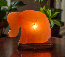 Naložite sliko v pregledovalnik galerije, himalajska solna lučka himalajska lucka solna svetilka dom svetila luči astma zdravje himalajska solna svetilka ambient  slon
