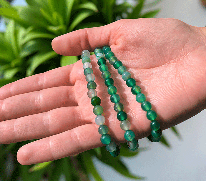 zapestnica zeleni črtasti ahat iz kristalov 6mm ženska zapestnica iz poldragih kamnov nakit zeleni črtasti ahat moda nakit iz kristalov kristali zapestnice zeleni črtasti ahat ženske zapestnice talisman