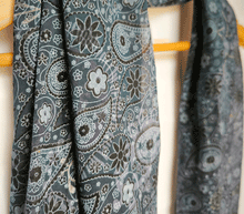 Naložite sliko v pregledovalnik galerije, ženski šal poletni šali paisley modni sal  sali prehodni sal paisley viskoza ženski šali moda udoben šal mehek sal jesenski šal ženski šal
